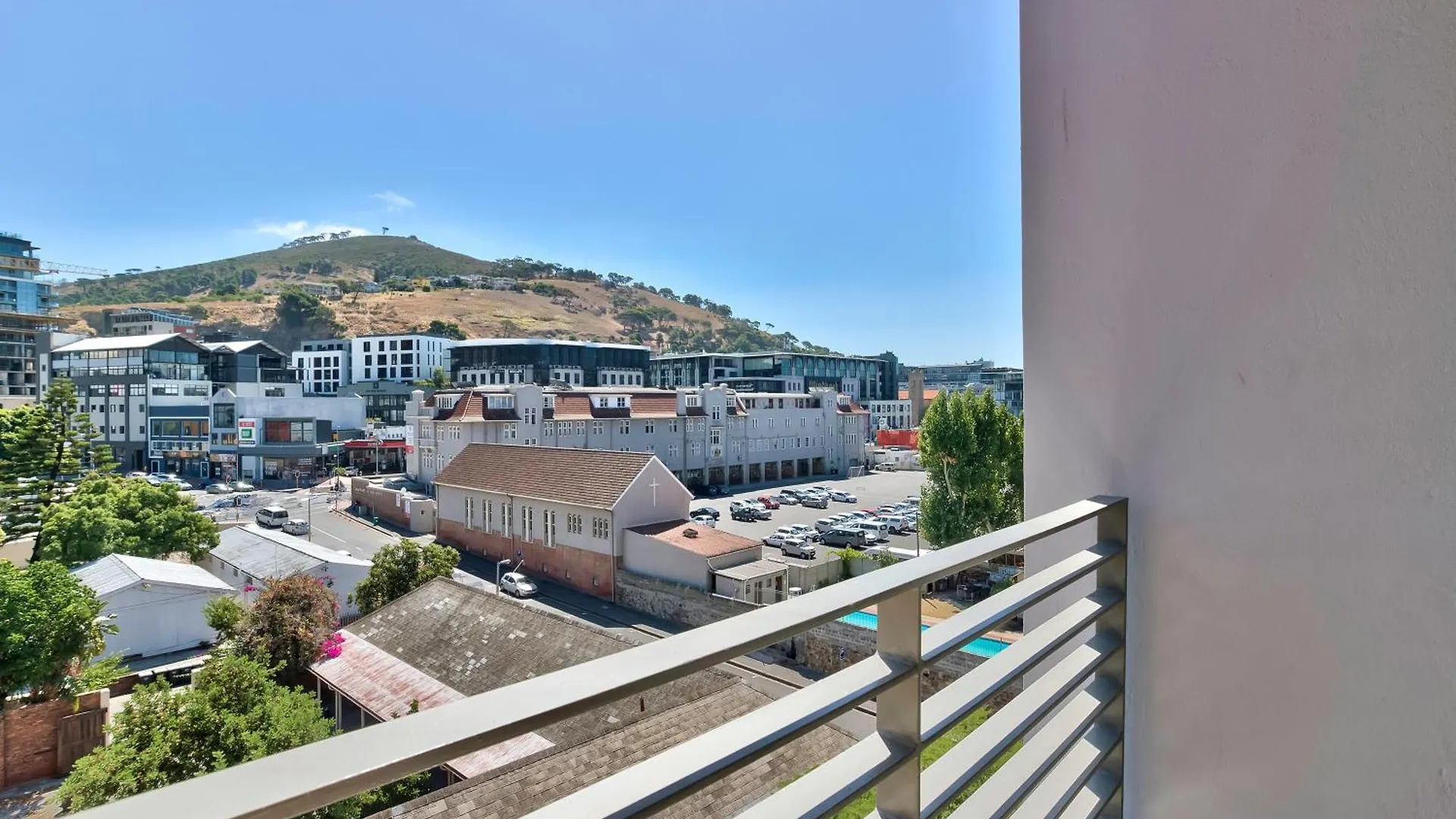Spacious De Waterkant Gem Cape Town